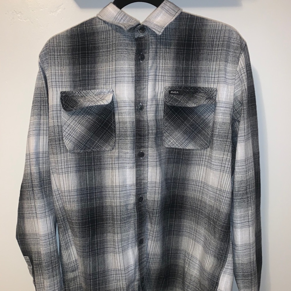 COPY - rvca black and white flannel